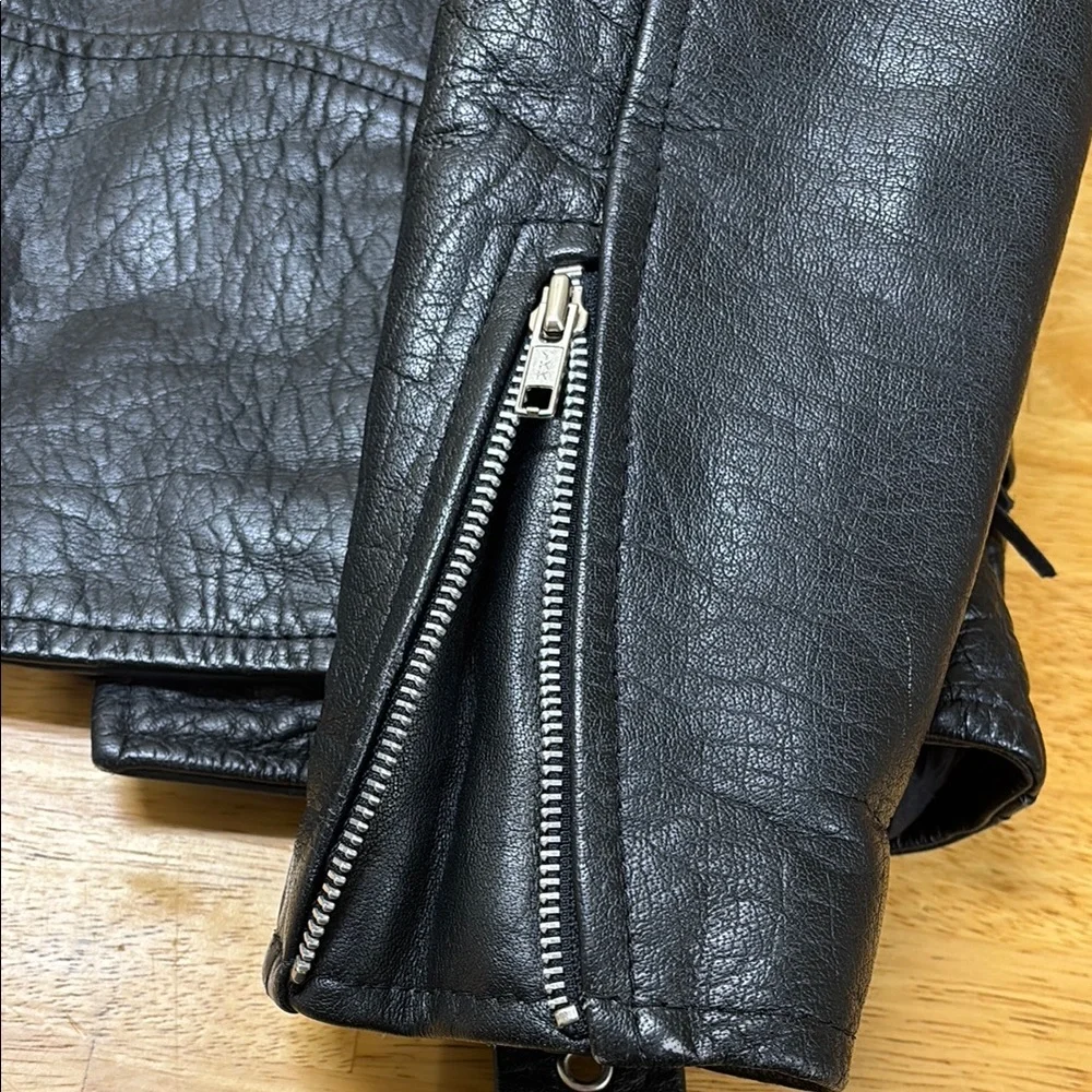 Black Leather Motorcycle Jacket Size 38 - Picture 5 of 5
